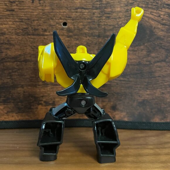 Hasbro Transformers Bumble Bee McDonald Happy Meal Toy 2015 (SKU: 18TO) - Picture 3 of 6